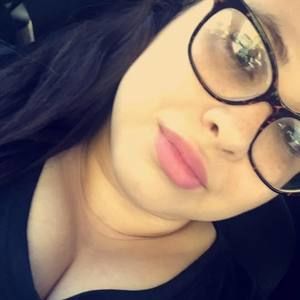 Meet your Posher, Gina